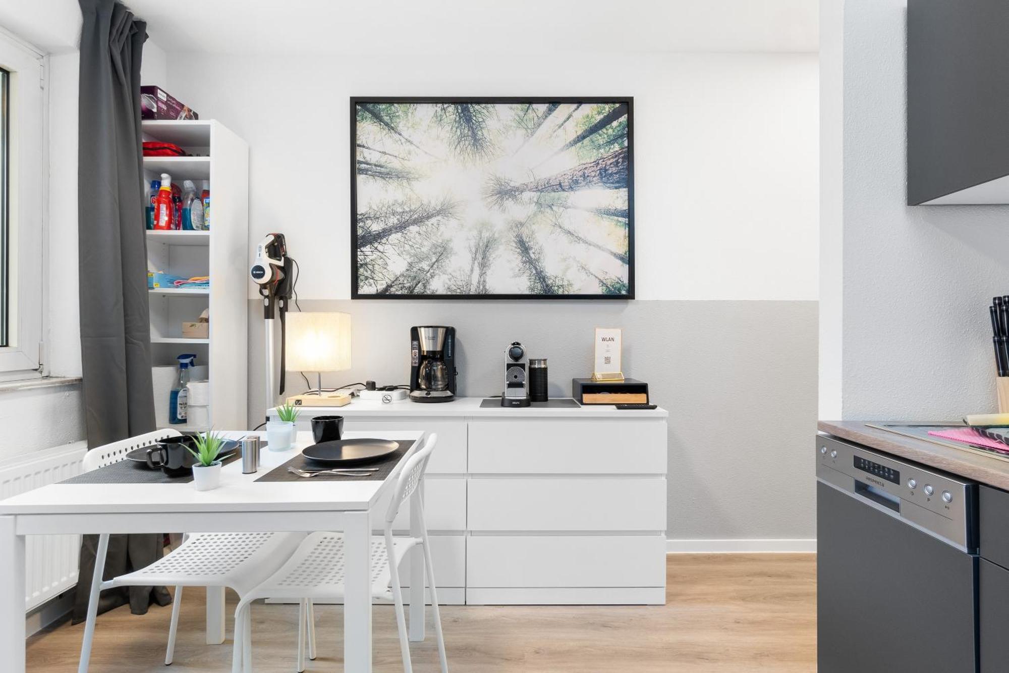 Messe, Monteure, Budget - Einfache Komfortable 2 Personen Duisburg