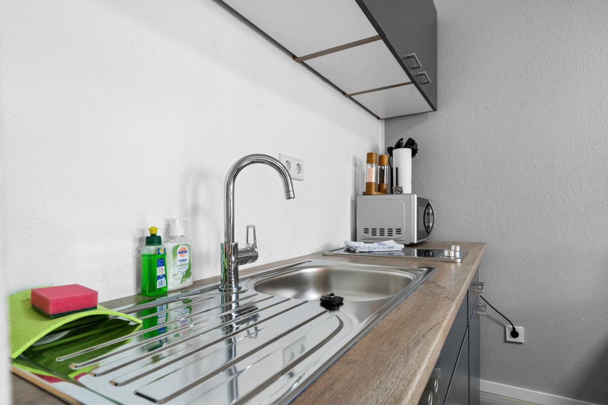 Apartment Messe, Monteure, Budget - Einfache Komfortable 2 Personen