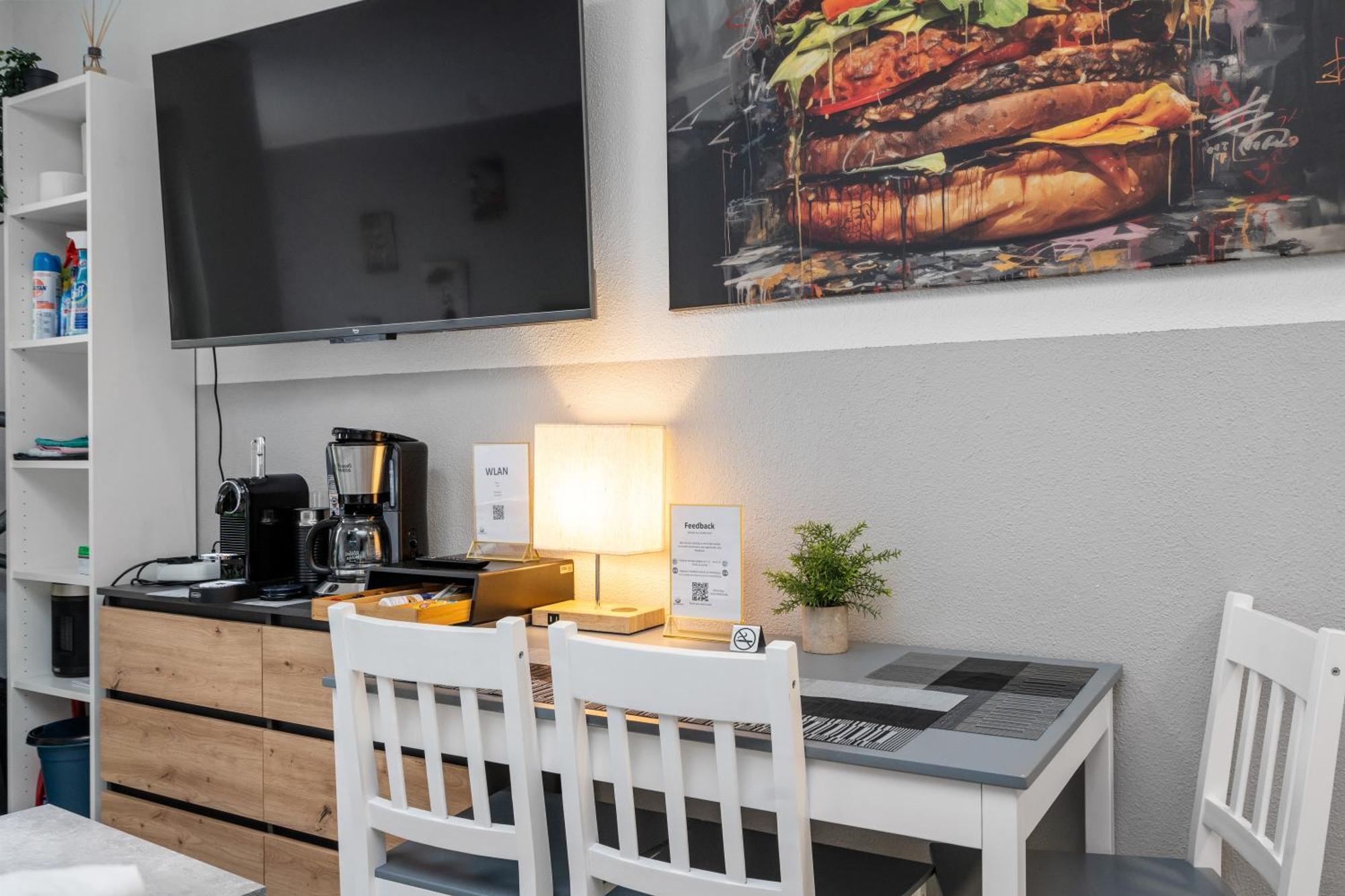 Messe, Monteure, Budget - Einfache Komfortable 2 Personen Apartment
